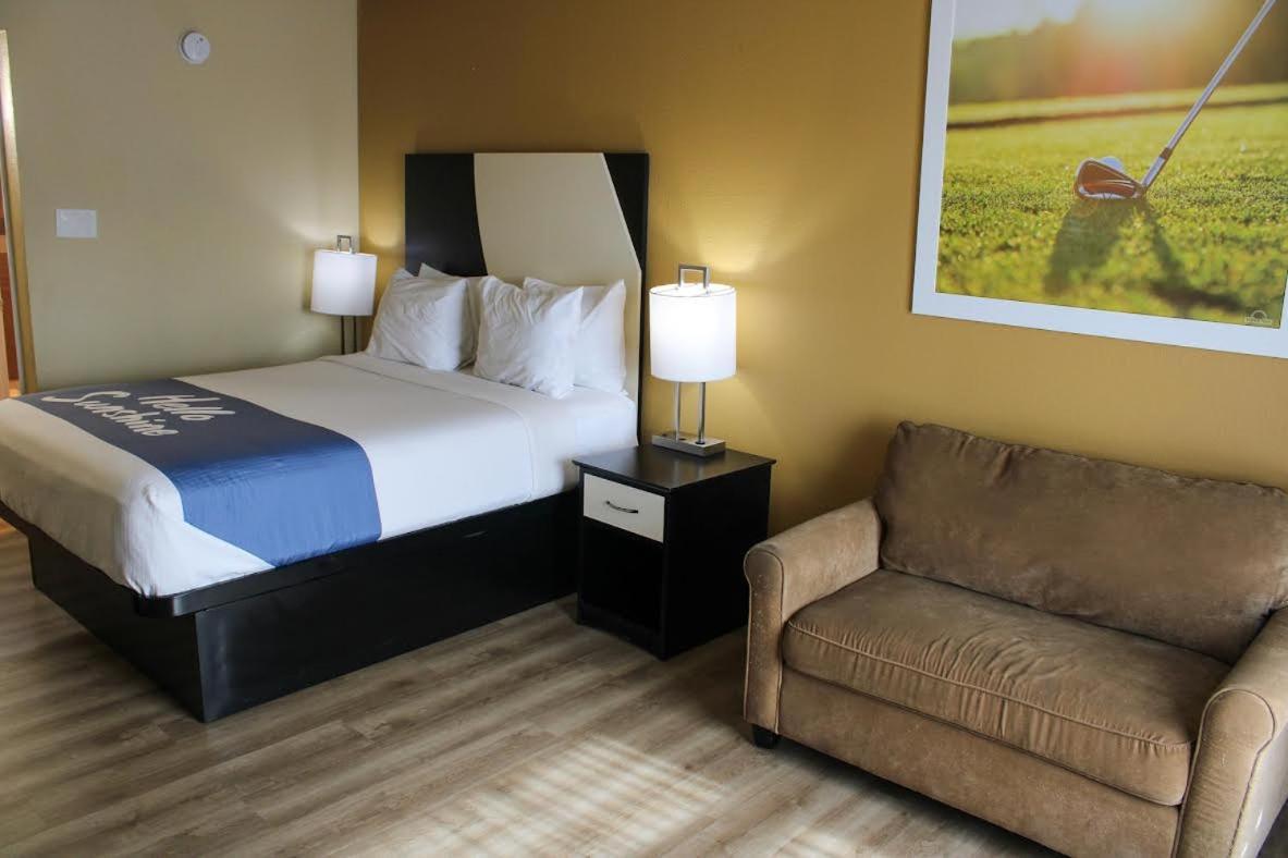 Days Inn By Wyndham Bend Exteriér fotografie