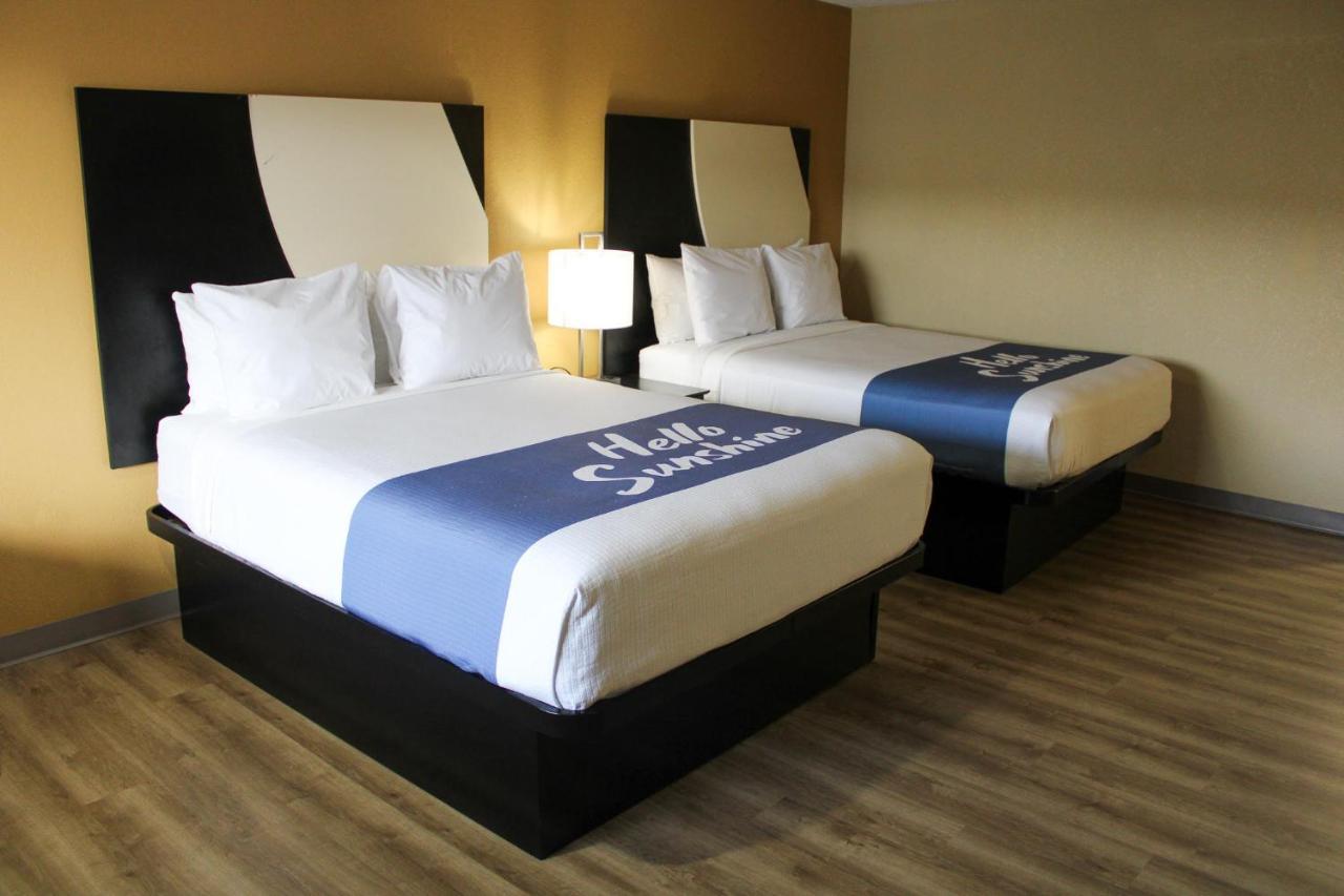 Days Inn By Wyndham Bend Exteriér fotografie